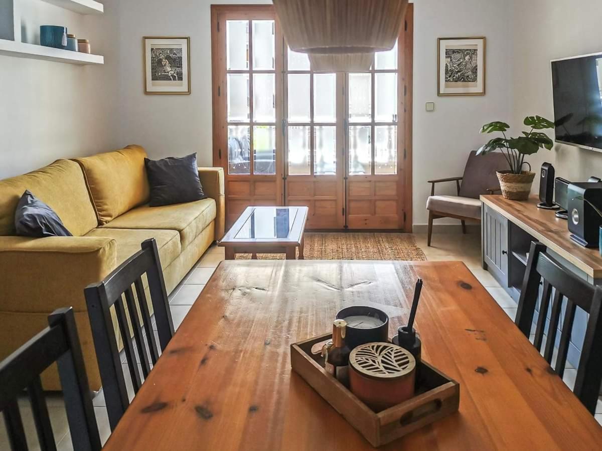 טורבייחה Casa Del Angel , Cosy 2 Bed Apartment,150M From Playa Los Locos Plus Beautiful Swimming Pool מראה חיצוני תמונה